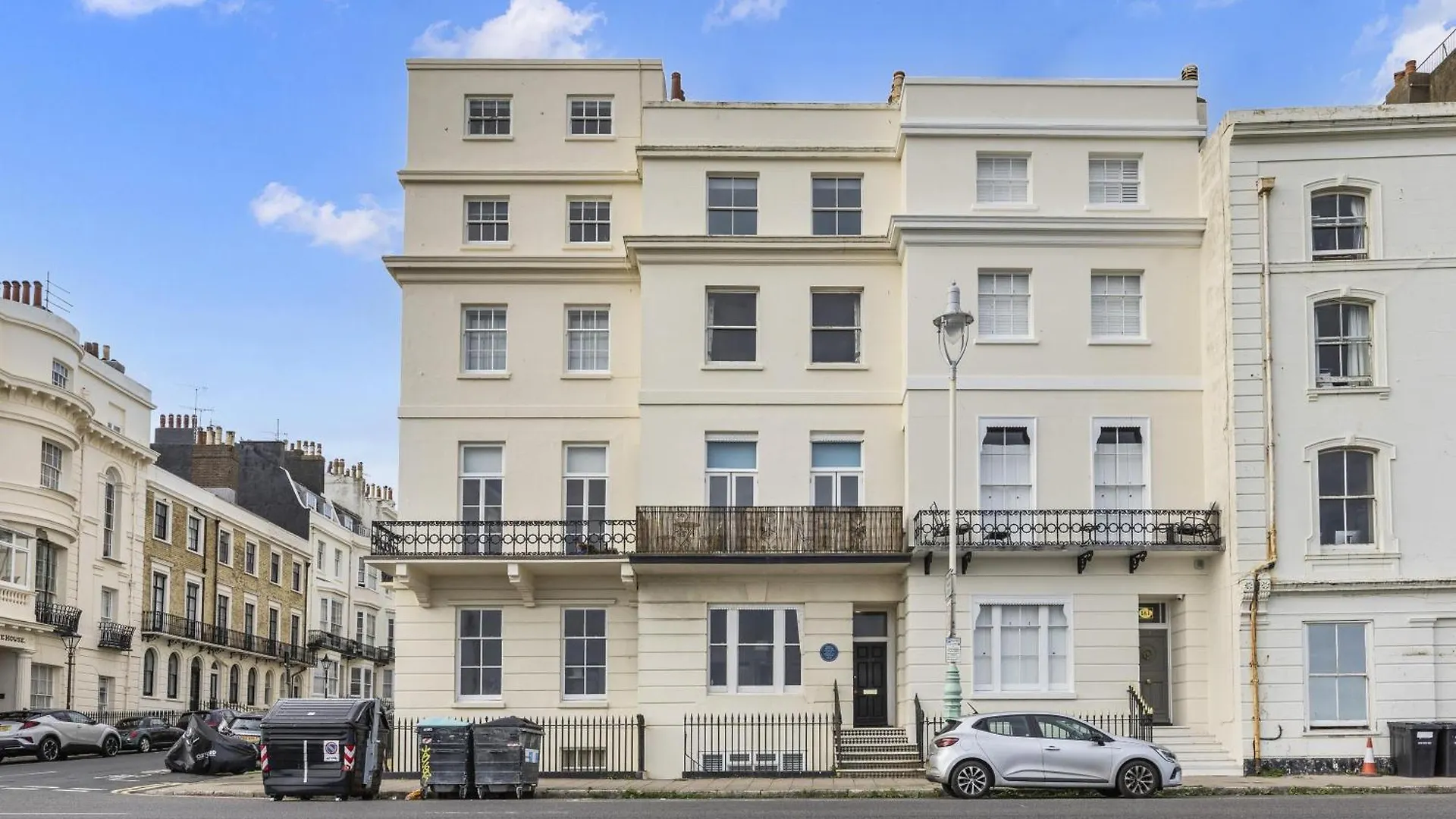 Cheeky Chappie With Direct Sea Views By My Getaways Apartamento Brighton