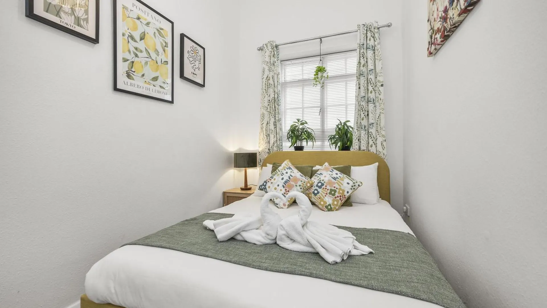 Cheeky Chappie With Direct Sea Views By My Getaways Apartamento Brighton 0*,  Reino Unido