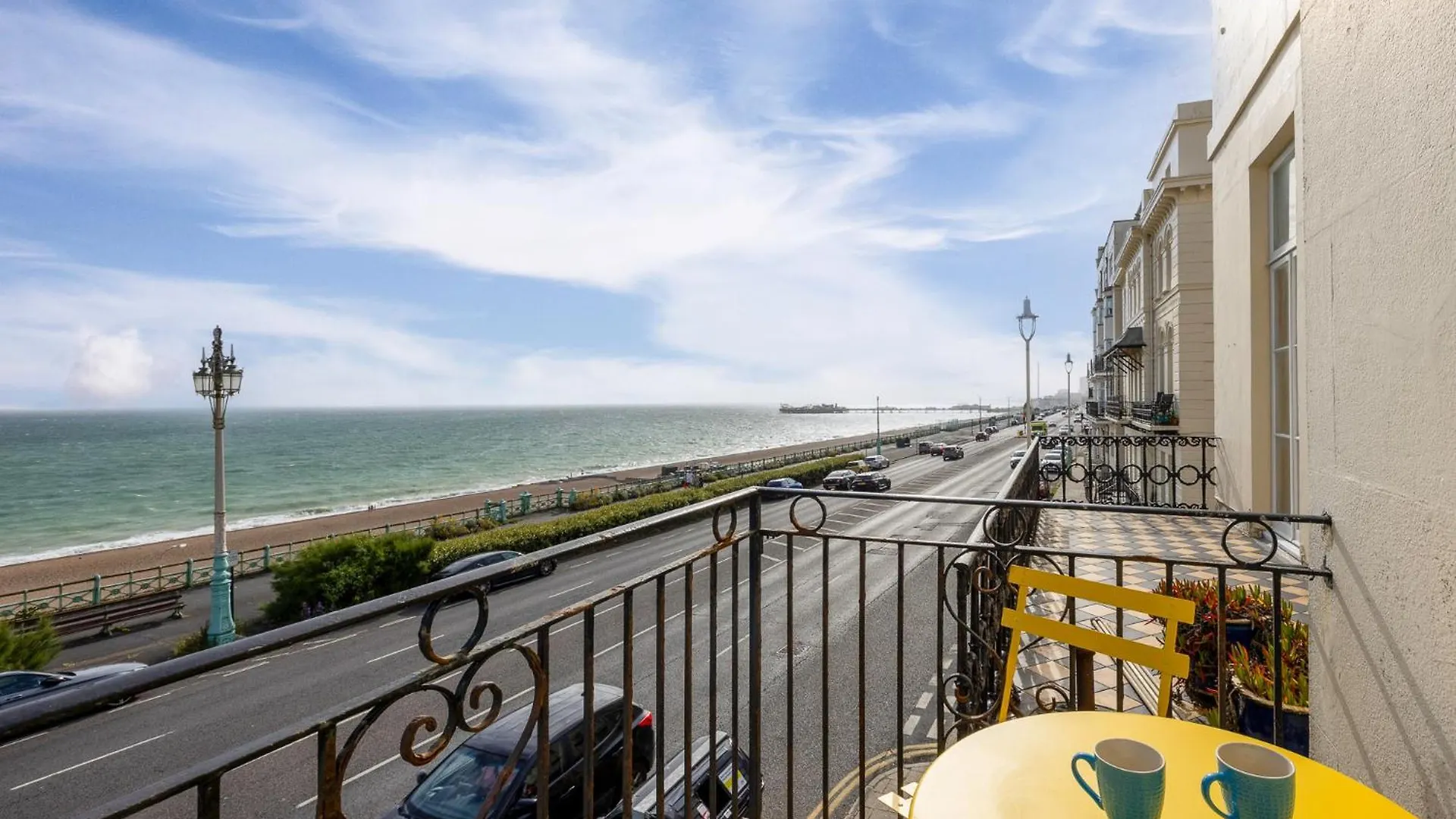 Cheeky Chappie With Direct Sea Views By My Getaways Apartamento Brighton Reino Unido